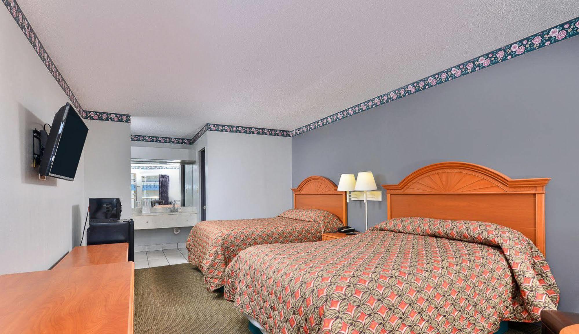 Sandcastle Inn ไทบีไอส์แลนด์ ภายนอก รูปภาพ